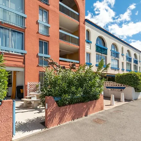 A L'ombre Du Murier Apartment