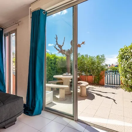 Apartment A L'ombre Du Murier *